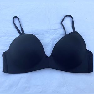 Plain Black Padded Bra